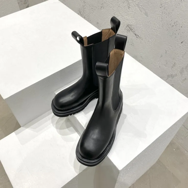 Bottega Veneta Shoe 